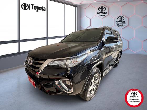 TOYOTA HILUX SW4 2.7 SRV 7 LUGARES 4X2 16V FLEX 4P AUTOMÁTICO TOYOTA HILUX SW4 2.7 SRV 7 LUGARES 4X2 16V FLEX 4P AUTOMÁTICO